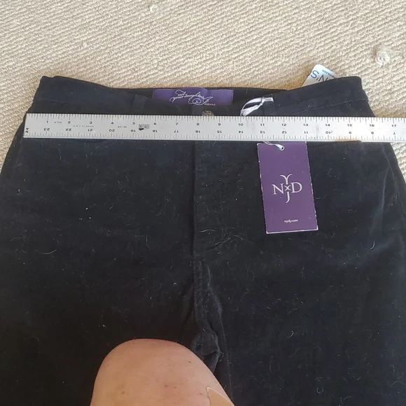 New! NYDJ black bootcut cords jeans - Picture 3 of 3